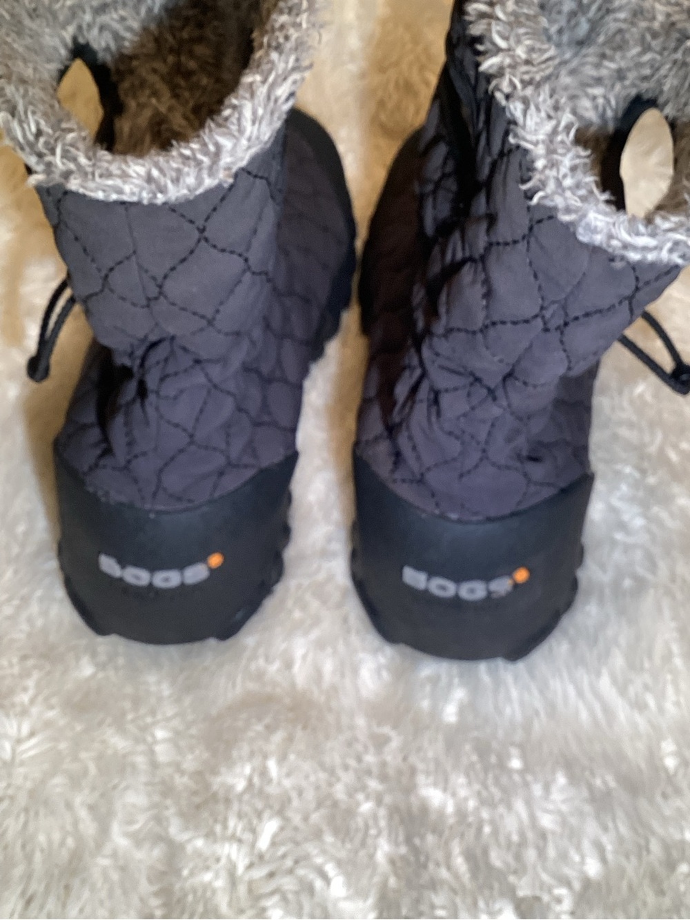 BOGS Women's Quilted Ankle Winter Boots in Charcoal Gray size 8 - Picture 3 of 8
